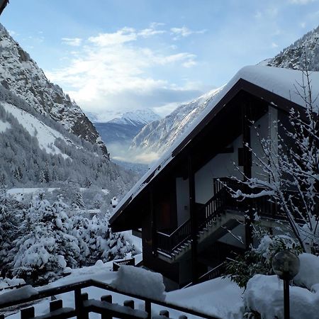 쿠르마예 Casa Ai Piedi Del Monte Bianco 아파트 외부 사진